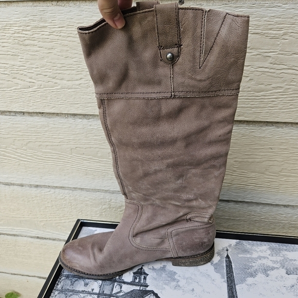 OTBT Petaluma tan taupe pull-on knee-high leather boots 9.5M - Picture 7 of 9